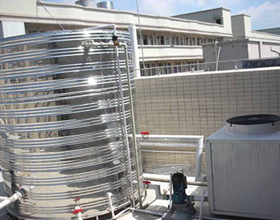 熱水機